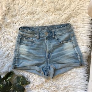 american eagle light wash high rise shorts